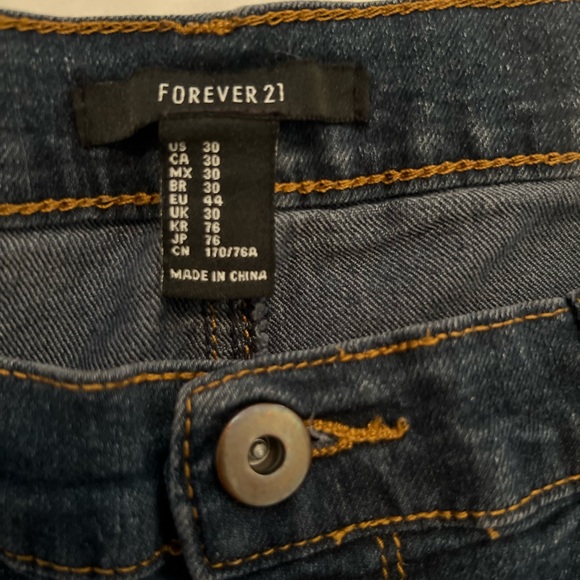 White blouse with Forever 21 jean shorts. - Picture 4 of 6